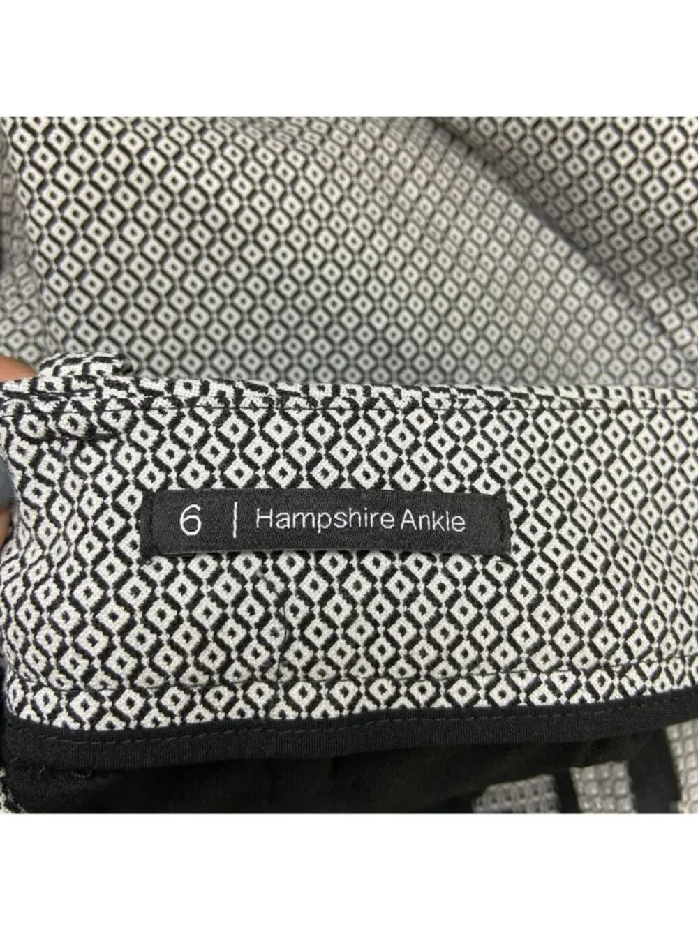 Talbots Hampshire Ankle Black White Squares Print Office Pants Size 6 - Picture 5 of 10